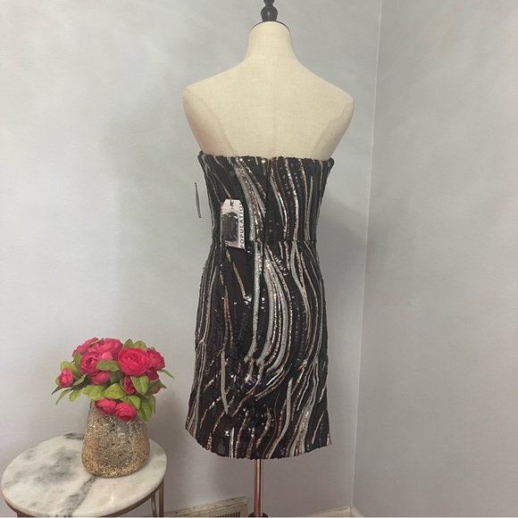 Dress Population Embellished Sequins Strapless Sweetheart Bodycon Dress- Reemoly - Picture 4 of 16